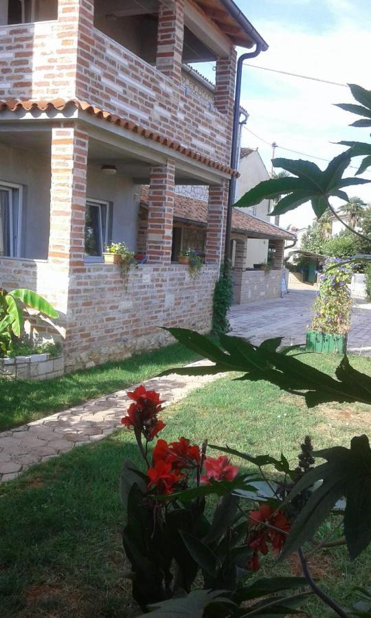 Memic 100 M Do Plaze, Memic Only 100m From Appartement Poreč