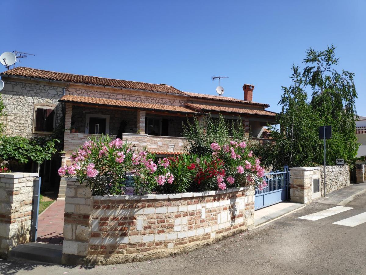 Memic 100 M Do Plaze, Memic Only 100m From Apartment Poreč